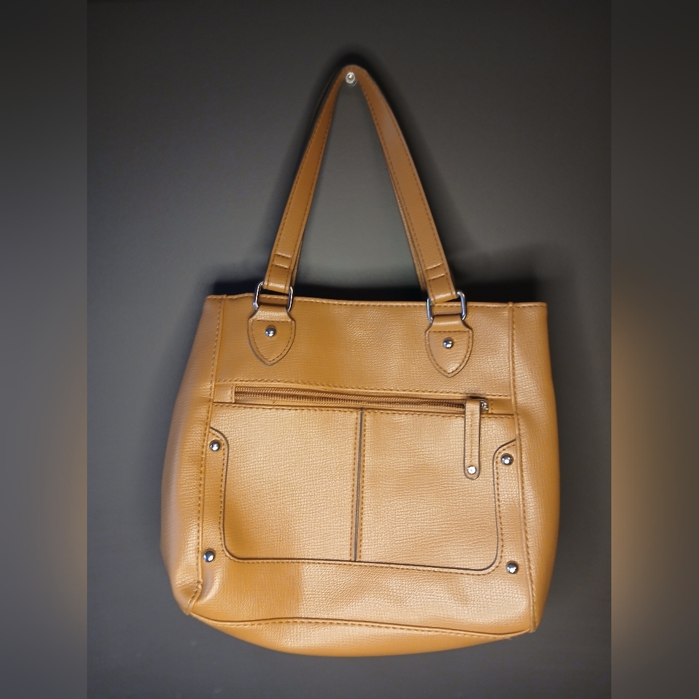 Womens Tan Hand Bag Brand Unknown.